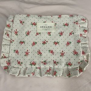Sezane pouch